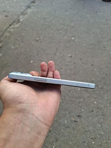 iphone 15 2 el: IPhone 15, Göy — 6