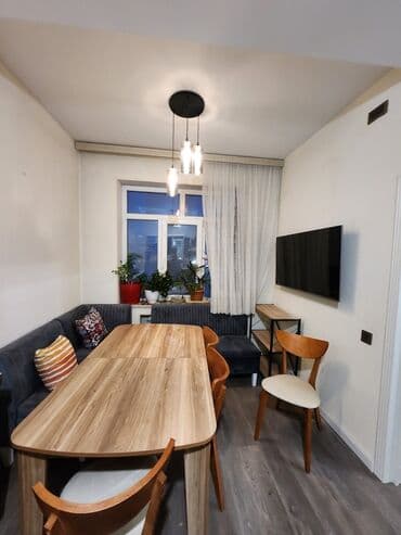 2 ci əl stullar: İşlənmiş, 4 stul — 1