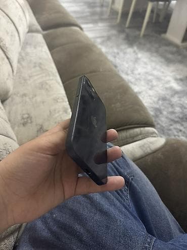 IPhone 13, Qara, Zəmanət, Barmaq izi, Simsiz şarj