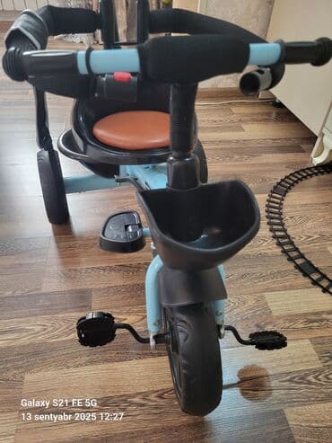 uşaq belekleri instagram: Uşaq üçtəkərli velosipedi - Rəng: açıq mavi/qaranlıq detallarla - Ön — 2