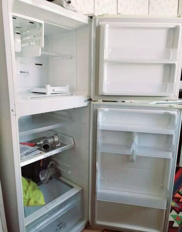 xarab soyuducular: Нерабочий 2 двери Samsung Холодильник Продажа, цвет - Белый, С колесиками — 2