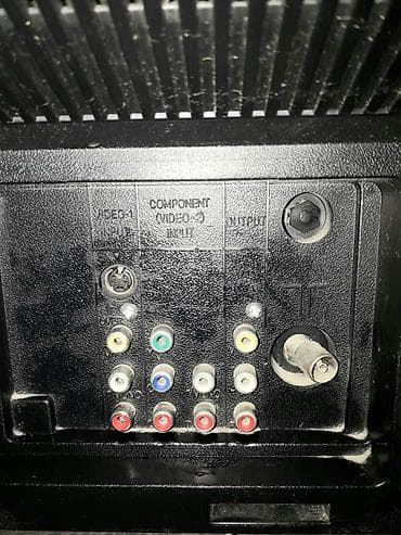 Продаётся большой телевизор JVC 72 sm. Модель AV-29BX16. Кинескопный — 4
