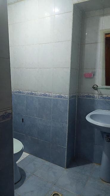 aaaf kiraye evler: Yasamal rayonu, Şərifzadə küçəsi, Asan xidmət yaxınlığında yerləşən 9 — 8
