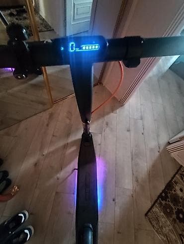 Elektrik nəqliyyatı: Yeni Elektrik samokat 10", 501 - 750 Vt, 26 - 35 km/s, Ünvandan götürmə — 4