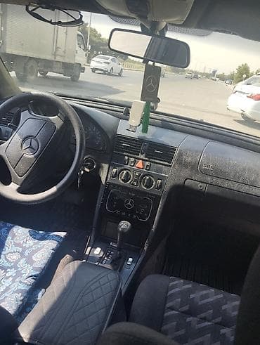 Mercedes-Benz C 180: 1.8 l | 1999 il Sedan — 7