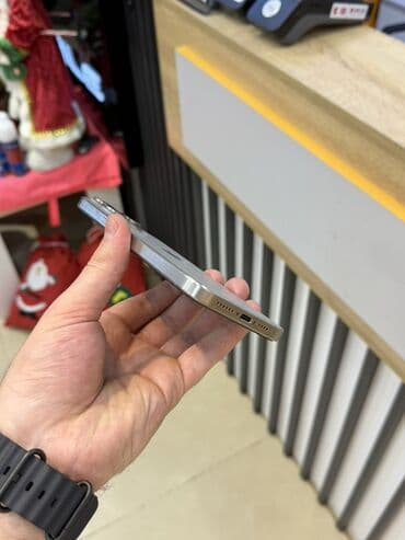 ipad pro 9 7: IPhone 15 Pro Max, 256 GB, Natural Titanium, Simsiz şarj — 8