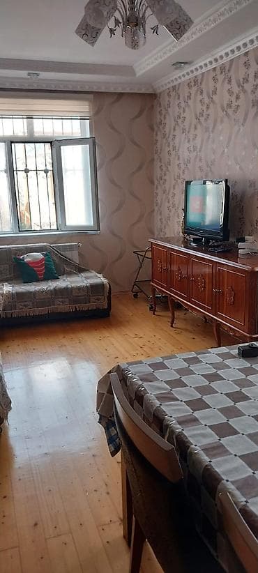 elmlerde ucuz heyet evi: 100 kv. m, 2 otaqlı — 10