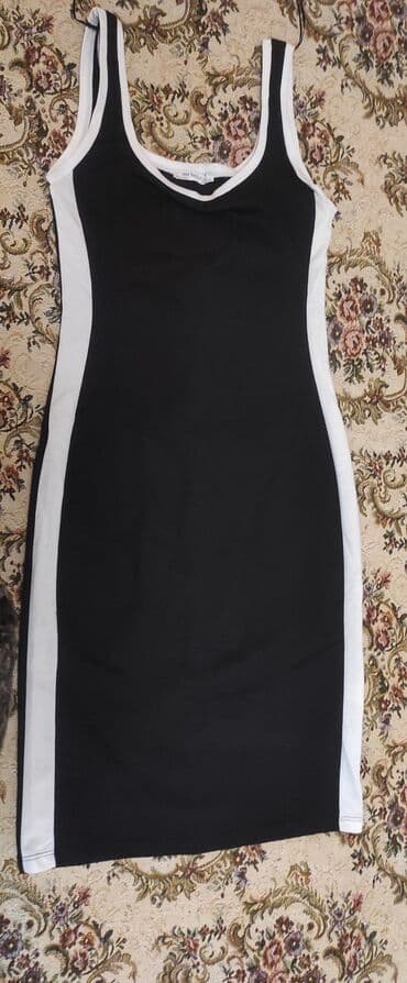 Dəstlər, kostyumlar: Одежда б/у — 7