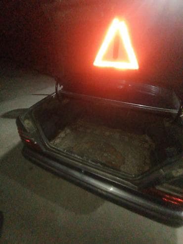 maşın aksesuarları: Mercedes-Benz W124: 2 l | 1995 il Sedan — 6