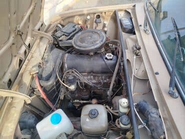 ваза стеклянная прозрачная высокая без узора: VAZ (LADA) 2106: 1.6 l | 1990 il — 4