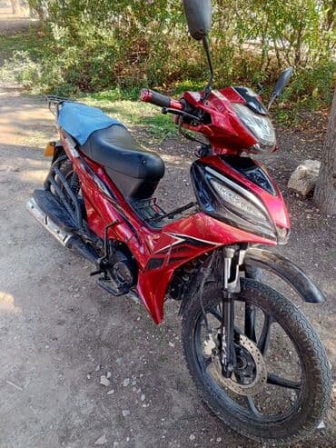 Moped/motosiklet – qırmızı rəng,650 skuter tipli “underbone” gövdə