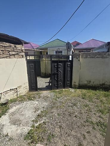 Дома: Bıne savxoz 160 dayanacaqınnan ıçerde. Fatıme baxça yanında sakıt — 4