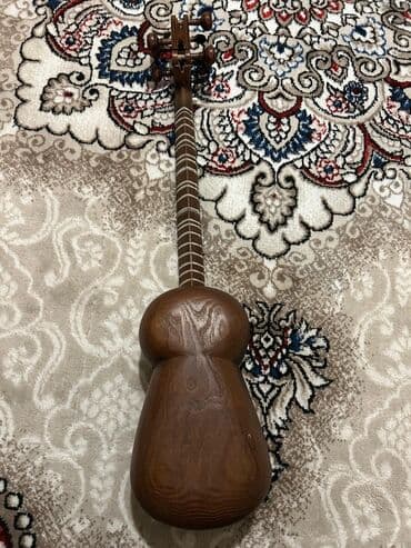 Sintezatorlar: Şuşada hazırlanmış tardır, Səslənməsi və rahatçılığı əladı. Əsl səhnə — 4