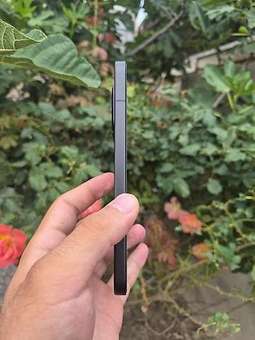 macbook pro 2017 i5: Xiaomi 15 Pro, 512 GB, rəng - Qara, 
 Barmaq izi, Simsiz şarj, İki sim kartlı — 2