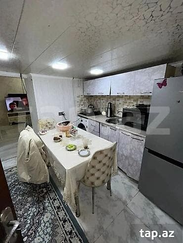 gencede ev: 5 otaqlı, 130 kv. m, Kredit yoxdur, Orta təmir — 5
