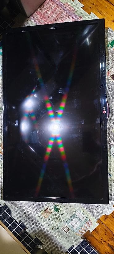 Televizor LG LED ekran 32" FHD (1920x1080)
