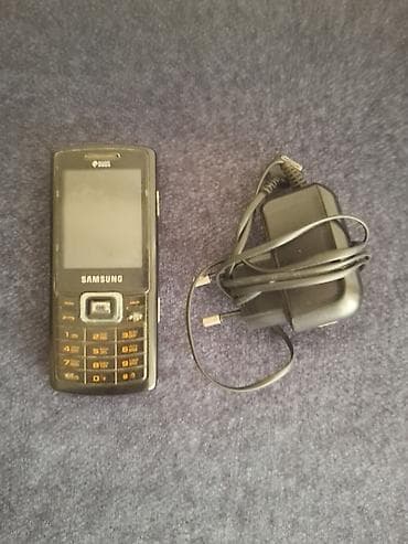 Samsung Ativ S, 2 ГБ, цвет - Черный, Кнопочный — 1