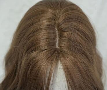 kəpənək darağ: Uzun dalğalı parik – təbii görünüşlü, orta qəhvəyi ton - Model: Uzun — 1