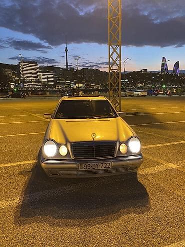 mercedes e class: Mercedes-Benz E-Class: 2.3 l | Sedan — 1