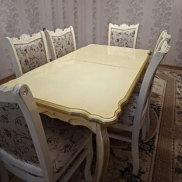 349₼ Acılan masa ve 6 oturacaq satılır 
*Boyadır*
Binəqədi
Zeyno♥️