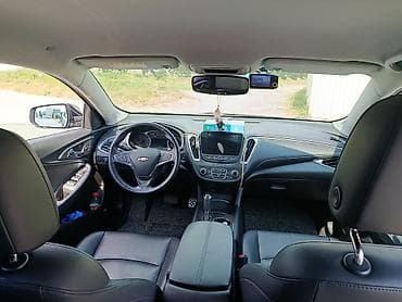 Avtomobil satışı: Chevrolet Malibu: 1.5 l | 2016 il 165347 km Sedan — 5
