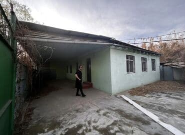 4 otaqlı, 140 kv. m, Orta təmir