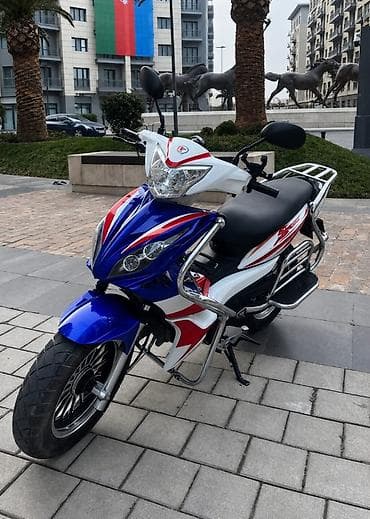 kreditle moped satisi: - Freedom, 50 sm3, 2024 il, 7350 km — 3