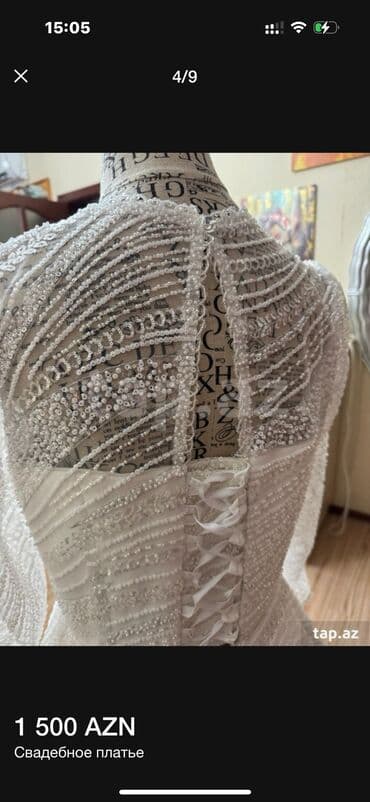 sadə toy donlari: Zərif krujeva detalları və uzun ətəyi olan, ağ rəngli gəlinlik — 11