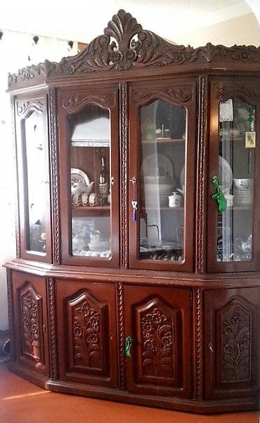 divar skafi: Taxta vitrin-bufet gövdəsi - Material: bərk ağac (tünd qəhvəyi — 1