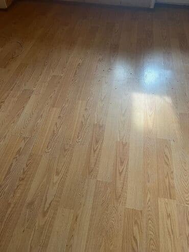 Ламинат: Məhsul: Laminat döşəmə örtüyü - Rəng/naxış: Açıq-qonur, təbii palıd — 1