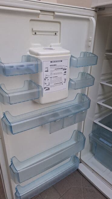 dispenser beko: Beko iki qapılı soyuducu Xüsusiyyətlər: - Üst hissədə dondurucu — 1