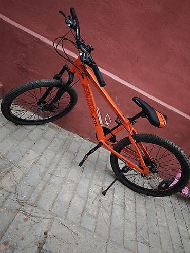 24 velosiped: BLIX GTR dağ velosipedi Parlaq narıncı rəngdə, idman üslublu BLIX GTR — 3