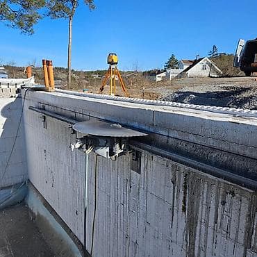 yasil dirnaq bezekleri: #betonisleri #beton #betonkesme #betonkəsimi #betonkesim #betondesme — 6