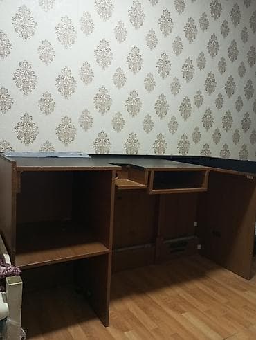 Künc masa, Polkalı, Siyirməsiz, Teksturalı laminat, Zəmanətsiz, Kredit yoxdur