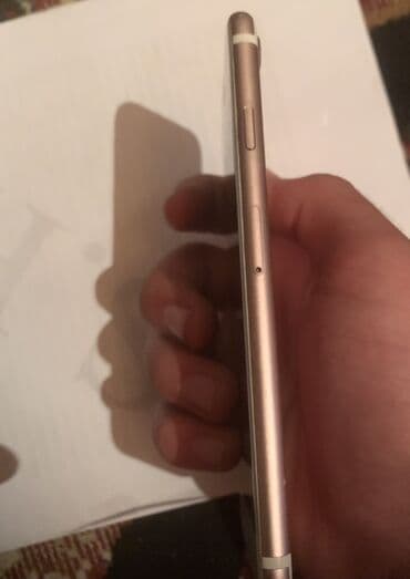 qizil tərəzi: IPhone 7, Rose Gold — 5
