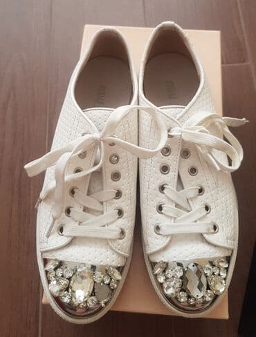 женские кеды сникерсы: Размер: 37.5, Б/у — 8