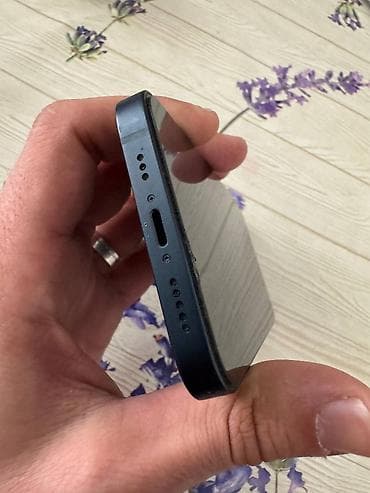 2 el iphone 13: IPhone 13, 128 GB, Midnight, Barmaq izi, Simsiz şarj, Face ID — 7