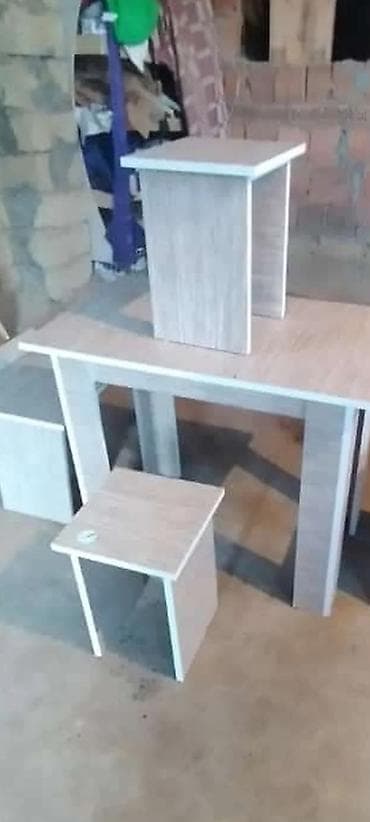 yeni il sufresi: Mətbəx üçün, Açılmayan, Kvadrat masa, 4 stul — 9