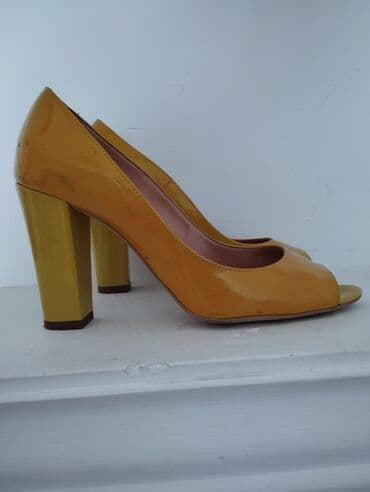 qadın saroçkaları: Tuflilər, Ölçü: 40, Yeni — 8