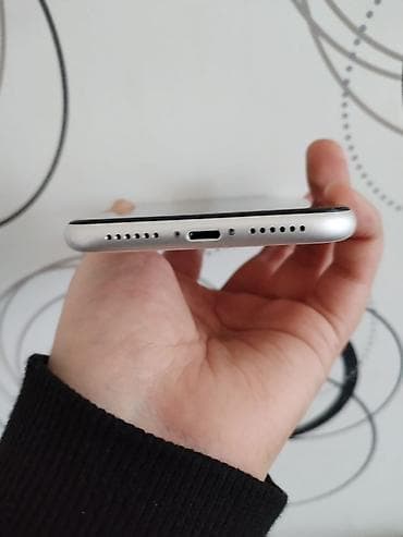 telfolar: IPhone 11, 128 GB, Ağ, Simsiz şarj, Face ID — 6