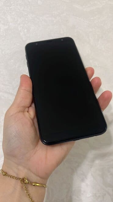 ayfon 12 qiyməti: Samsung J4 . Yaddaş 64 . Zaryatqasi var. Qiymet 70 azn. Unvan Yasamal — 2