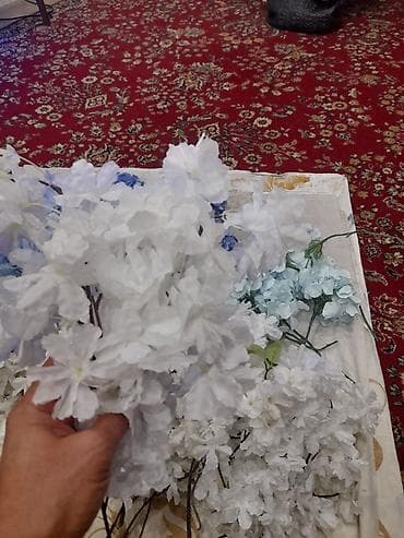 Süni dekorativ güllər dəsti - Rəng palitrası: ağ, açıq mavi, göy və — 2