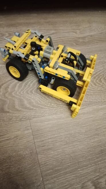 maşın modelləri: LEGO Technic 42035 Karxana Yük maşını konstruktoru. Bu konstruktor 362 — 3