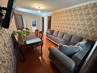 Bakixanovda munasib qiymete Anawqin terefde 1.8 sotda 3 otaqli orta — 4