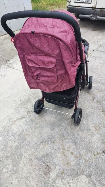 Gəzinti arabaları: Klassik gəzinti arabası, İşlənmiş, Cins: Qız, Yaş: 30 ay, Ünvandan götürmə — 2
