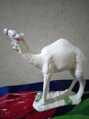 masa üsdü: Fiqur, Gips, rəng - Ağ — 1