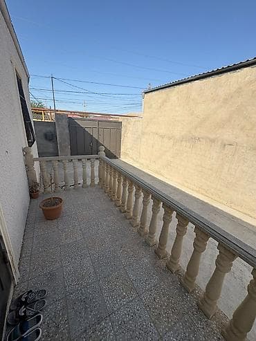 bine savxozda ev: 4 otaqlı, 103 kv. m, Orta təmir — 3