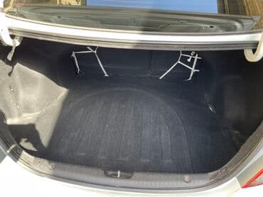 kia optima 2019: Hyundai Accent: 1.6 l | 2011 il Sedan — 22