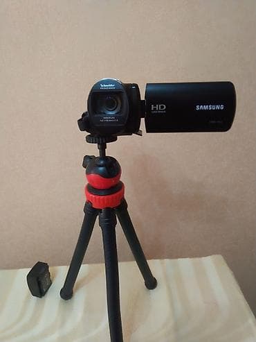 Samsung HMX-F80 rəqəmsal videokamera + mini tripod - Sensor: HD CMOS — 2