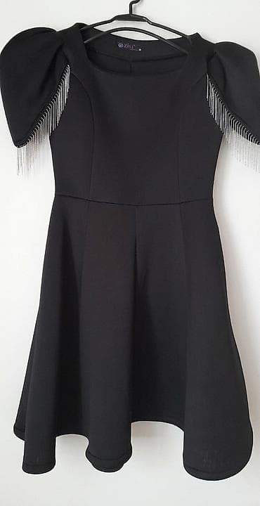 qısa donlar 2023: Qara qısa ziyafət paltarı – ZİNY brendi - Rəng: dərin qara - Dizayn — 2